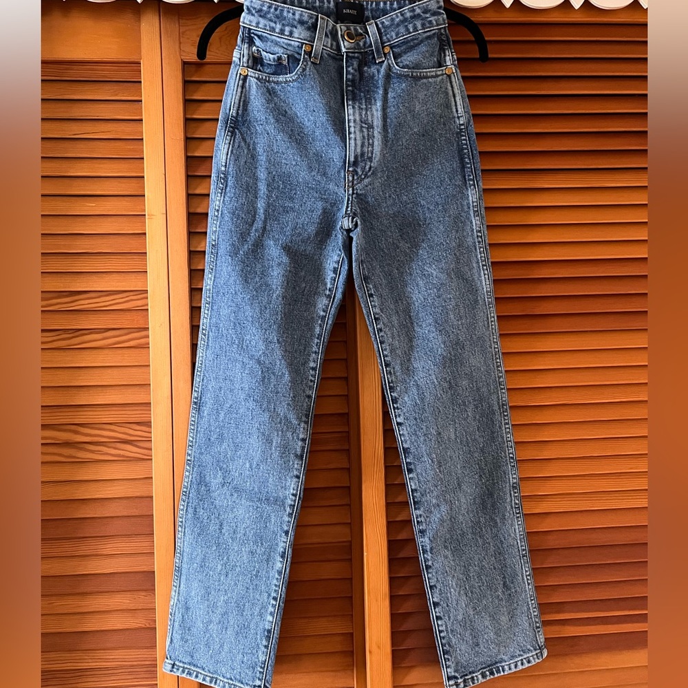 NWT Khaite Abigail High Rise Straight Leg denim jeans. Size 23